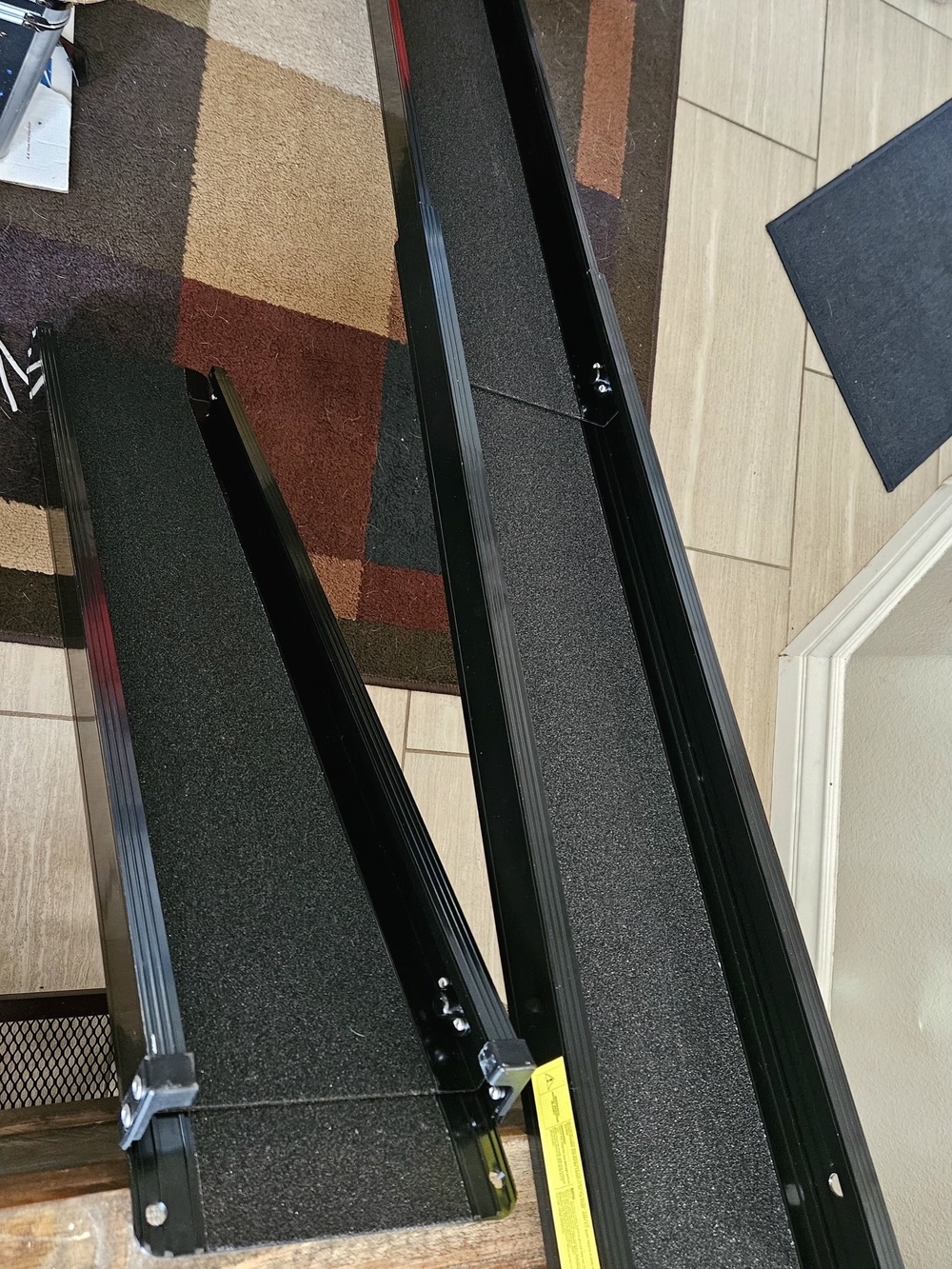Adjustable Telescoping Wheelchair Track Ramp 3-5ft Collapsable Extension